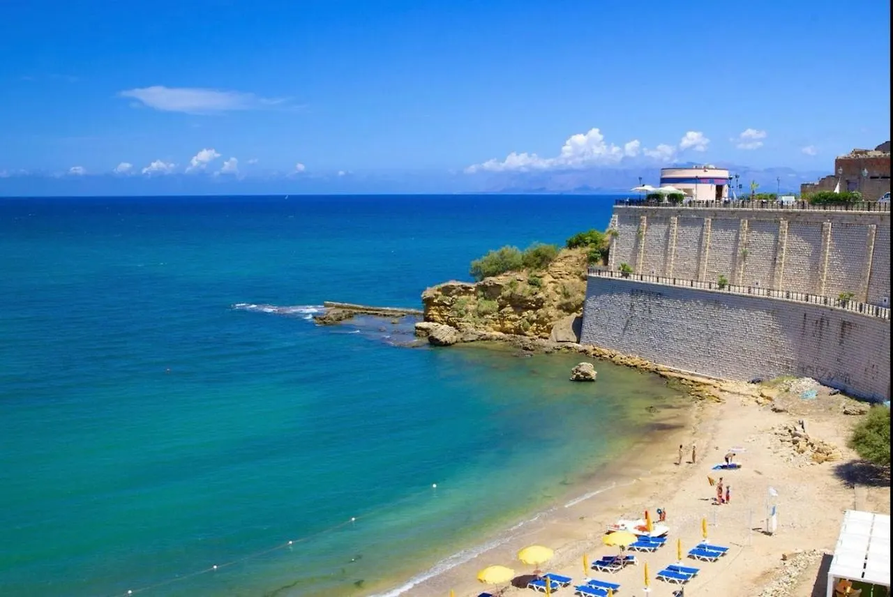 Camera Tina Castellammare del Golfo